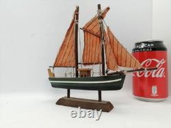 Lot de 5 modèles de navires à voile en bois faits main, grand bateau, décor nautique