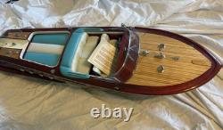 MODÈLE RÉPLIQUE EN BOIS DE BATEAU RIVA AQUARAMA 35 POUCES