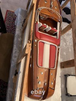 MODÈLE RÉPLIQUE EN BOIS DU BATEAU RIVA AQUARAMA DE 35 POUCES