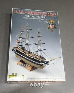 Mamoli 1330 USS Constitution Old Ironsides Maquette de Bateau en Bois Nouveau dans la Boîte