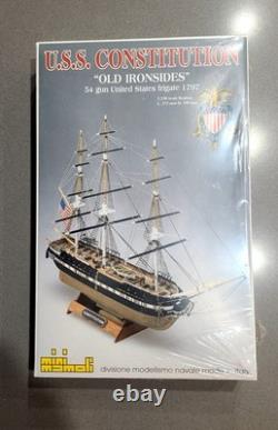 Mamoli 1330 USS Constitution Old Ironsides Maquette de Bateau en Bois Nouveau dans la Boîte