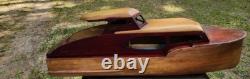 Maquette de bateau en bois artisanale à 27 modèles, réalisée par un élève du lycée de Chicago en 1954