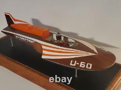 Maquette de bateau hydroptère Tether Race Miss Thriftway U-60 construite avec moteur à eau