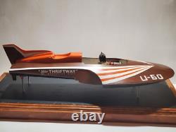 Maquette de bateau hydroptère Tether Race Miss Thriftway U-60 construite avec moteur à eau