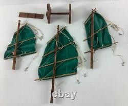 Maquette de bateau jonque chinoise en bois vintage