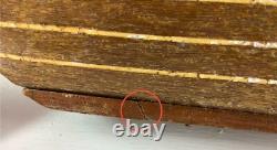 Maquette de bateau jonque chinoise en bois vintage