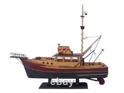 Maquette de bateau orque Wooden Jaws 20