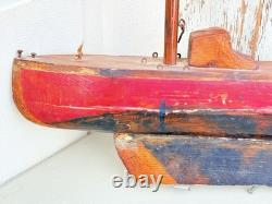 Maquette de bateau yacht à voile ancien pour étang