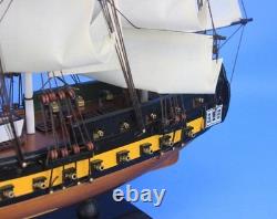 Maquette de navire en bois HMS Surprise Master and Commander 24