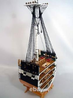 Maquette en bois du USS Constitution de Model Shipways, section transversale de 1797, à l'échelle 1:76