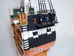 Maquette en bois du USS Constitution de Model Shipways, section transversale de 1797, à l'échelle 1:76