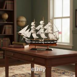 Maquette en bois élégante du USS Constitution à l’échelle 1/225, entièrement assemblée, décorative