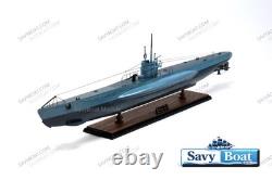 Maquette en bois entièrement assemblée du sous-marin allemand U-Boat 40 avec support