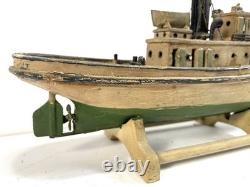Maquette miniature en bois d’art populaire antique de remorqueur, 9e, XIXe s., bateau DETROIT ELLA, patine