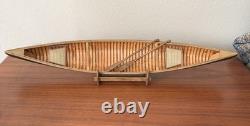Maquette vintage en bois du canoë de la rivière Allagash, réplique de bateau de guide de rivière du Maine