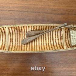Maquette vintage en bois du canoë de la rivière Allagash, réplique de bateau de guide de rivière du Maine