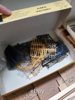 Maquettes Mantua HMS Victory Lord Nelson 198 776 Kit de Modèle. Modèle de Navire en Bois