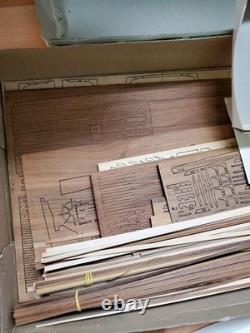 Maquettes Mantua HMS Victory Lord Nelson 198 776 Kit de Modèle. Modèle de Navire en Bois