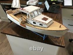 Midwest Boothbay Lobster Boat R / C Modèle Électrique Complet