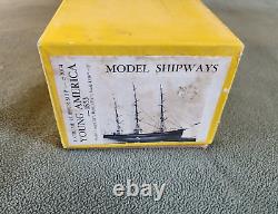 Model Shipways #2004 Extreme Clipper Ship Young America -1853 Coque en bois massif