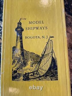 Model Shipways BENJAMIN W. LATHAM Goélette de Pêche à l'échelle 1:48 en bois massif RARE