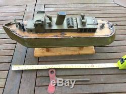 Modèle Bateau En Bois Sculpté, Mouvement D'horlogerie. Début Du 20ème Siècle