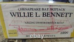 Modèle Shipways Willie L Bennett Chesapeake Bay Skipjack Modèle Kit Oyster Dredge