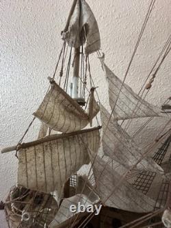 Modèle de Bateau à Voile en Bois Vintage Clipper XIXe Siècle Nautique 33 X 24 À Lire