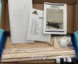 Modèle de Bateaux Yacht America Schooner 1851 Nouveau Ms2029 Dans Boîte Rare