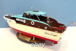 Modèle de bateau Chris Craft Cruiser Covered Bridge, 18 pouces de long, avec base en bois