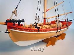 Modèle de bateau Model Shipways Longboat armé du 18ème siècle à l'échelle 1:24 en bois, métal et photo-découpé