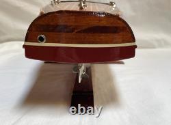 Modèle de bateau Runabout en acajou Authentic Models, boîte d'origine