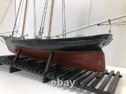 Modèle de bateau Yacht America Schooner 1851