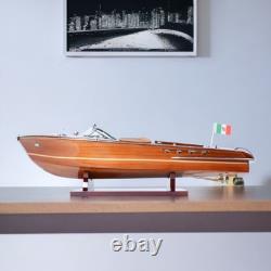Modèle de bateau à moteur Riva Aqurama en bois massif peint à la main, couleur bois brun, vitesse moyenne.