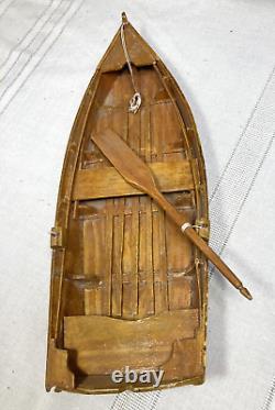 Modèle de bateau à rames en bois d'art populaire vintage 12