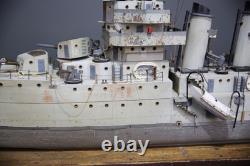Modèle de bateau de guerre antique de la marine américaine en bois d'art populaire 50