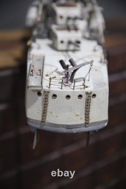 Modèle de bateau de guerre antique de la marine américaine en bois d'art populaire 50