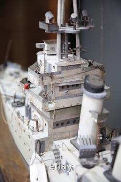 Modèle de bateau de guerre antique de la marine américaine en bois d'art populaire 50