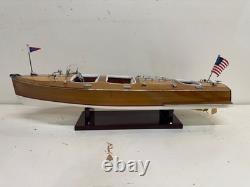 Modèle de bateau de vitesse collectible Chris Craft Triple Cockpit B2941021012/18