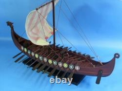 Modèle de bateau drakkar viking en bois 24