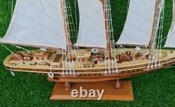 Modèle de bateau en bois Atlantique 28 73cm Voilier en bois fait à la main