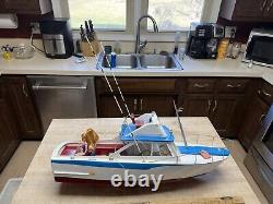 Modèle de bateau en bois Cabin Cruiser Yacht de bassin 26 Vintage