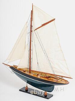 Modèle de bateau en bois de 27 pouces Peinture Pen Duick Replica