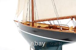 Modèle de bateau en bois de 27 pouces Peinture Pen Duick Replica