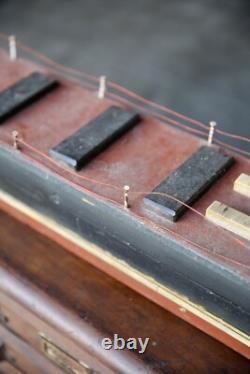 Modèle de bateau en bois de cargo vintage 6 pieds art populaire nautique Grands Lacs