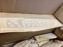 Modèle de bateau en bois de la société Marine Modèle, navire à voile HMS Bounty, kit de modèle vintage #1097 neuf dans sa boîte.