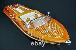 Modèle de bateau en bois fait à la main, Riva Aquarama, bateau de vitesse de 116 cm (21 pouces).