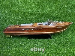 Modèle de bateau en bois fait main Riva Aquarama, bateau de vitesse italien, pour affichage domestique.