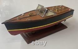 Modèle de bateau en bois fait main de style Chris Craft avec support de bateau rapide