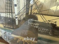 Modèle de bateau en bois sculpté à la main de l'artisanat traditionnel espagnol, nouveau 1860 USA 28 x 22